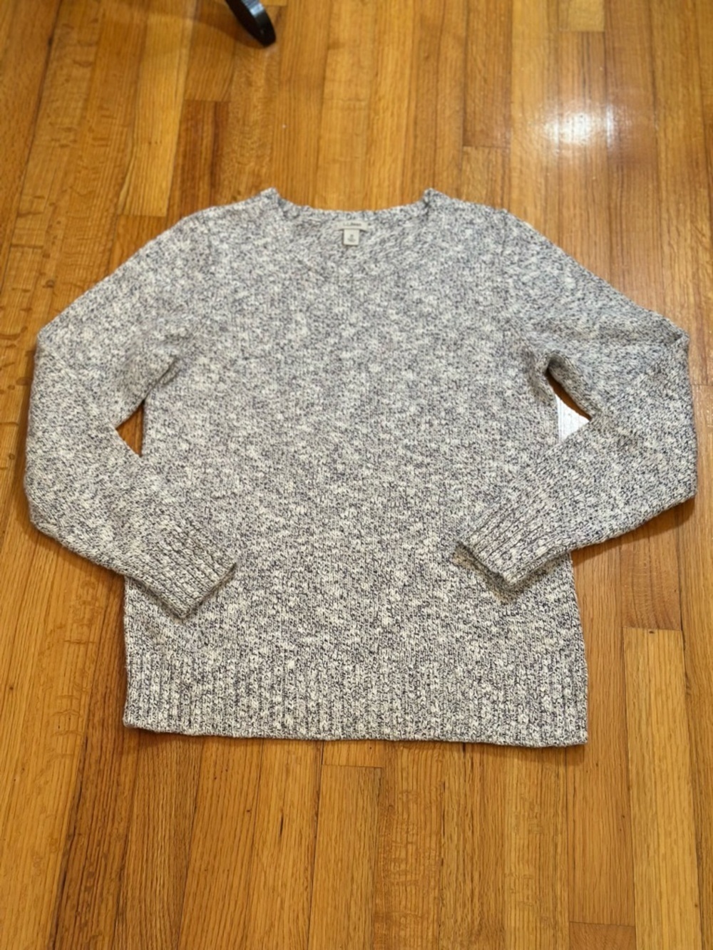 LL Bean Women’s Crewneck 100% cotton size M (z)